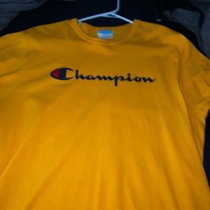 Champion tee